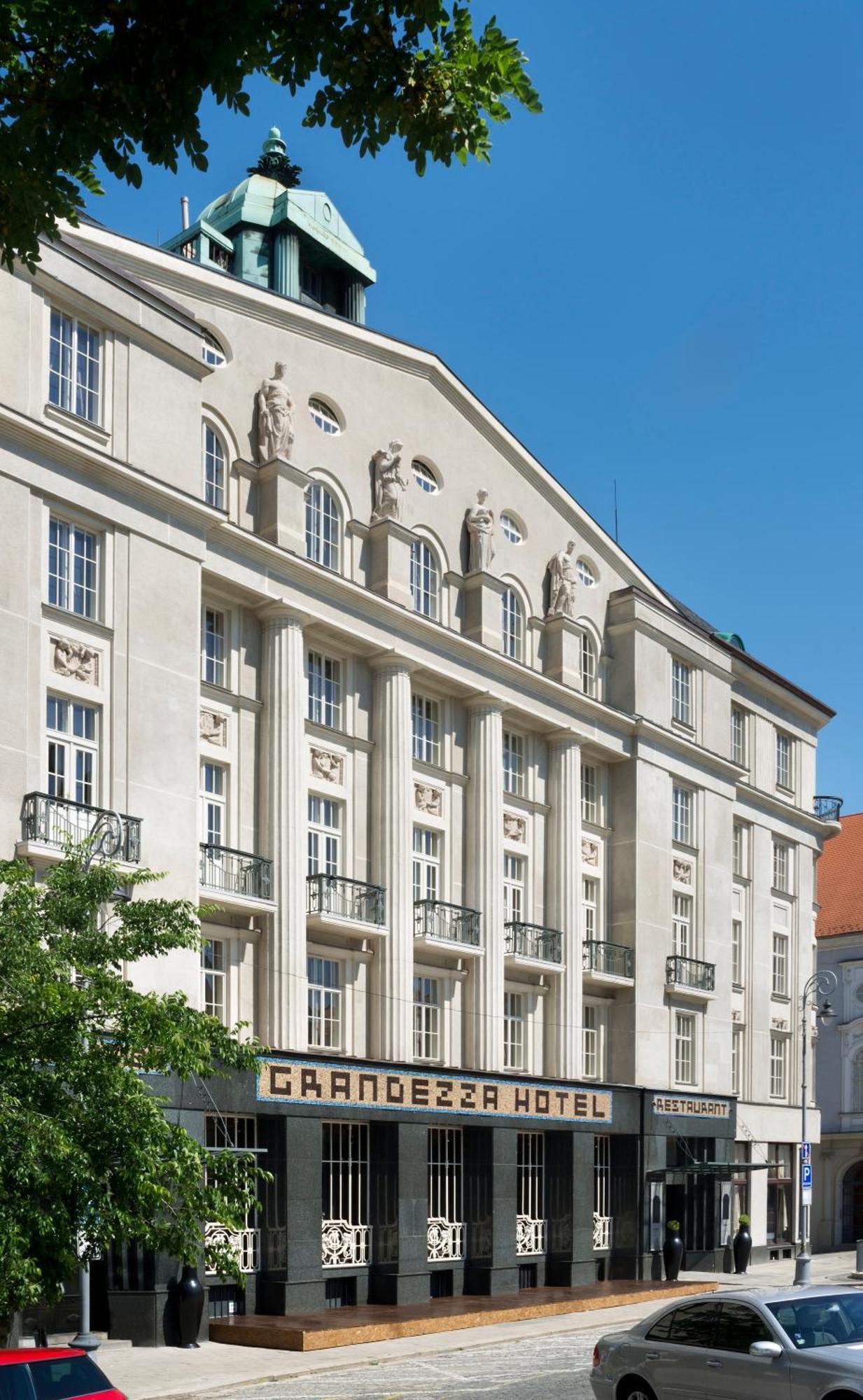 Grandezza Hotel Luxury Palace Brno Exterior photo The former headquarters of the German National Museum of Music in Leipzig