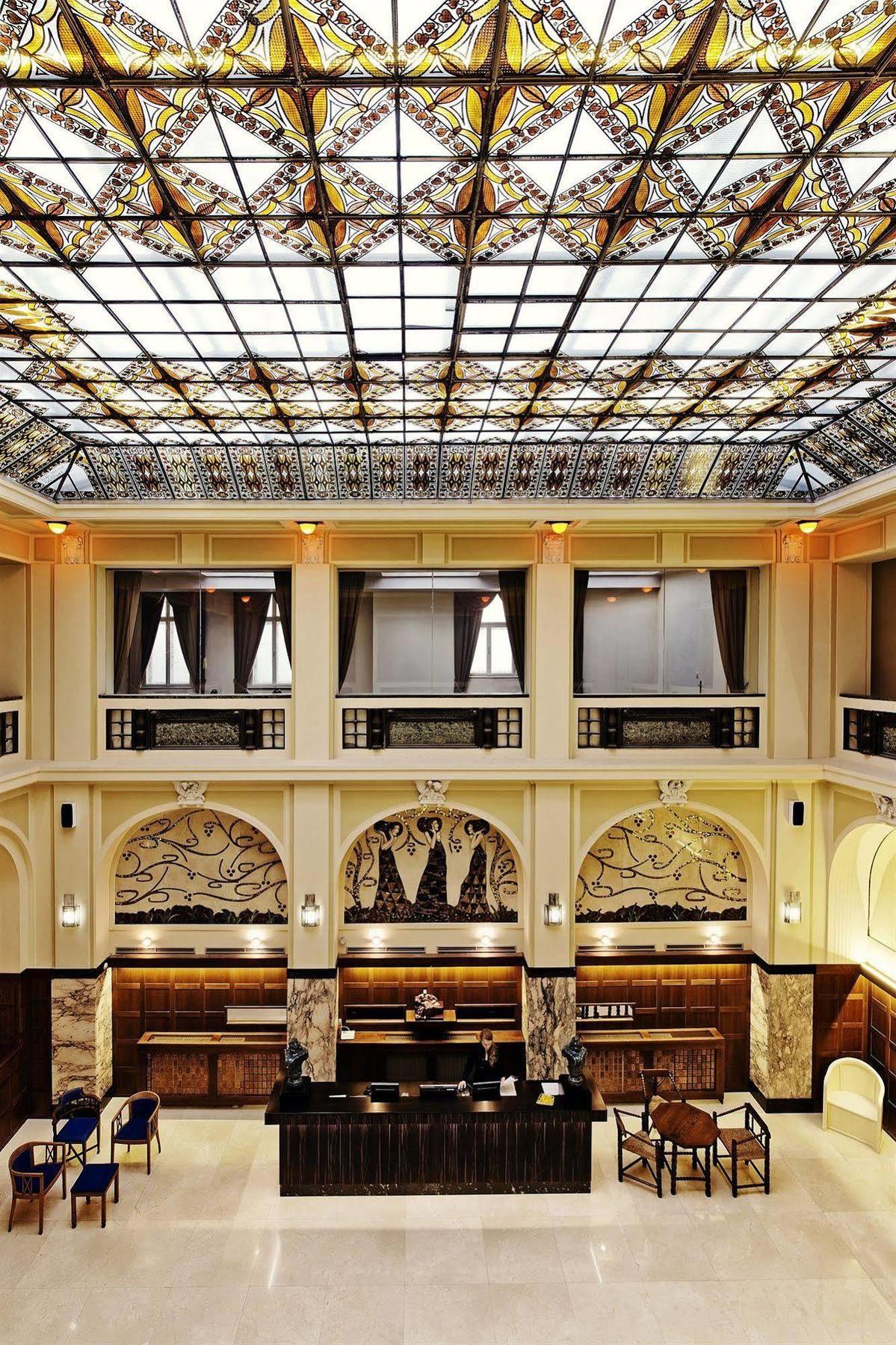 Grandezza Hotel Luxury Palace Brno Exterior photo The interior of the hotel